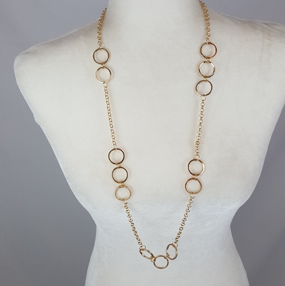 🆕 Gold Circle‎ Necklace & Earring Set